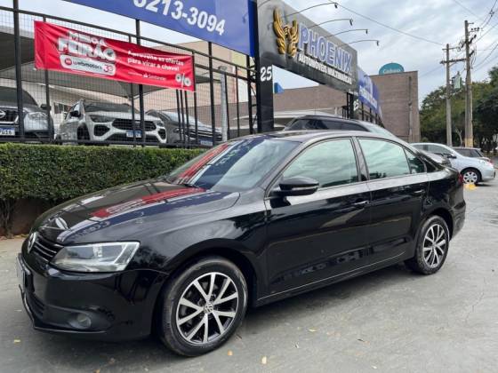 VOLKSWAGEN JETTA 2.0 COMFORTLINE FLEX 4P TIPTRONIC VOLKSWAGEN JETTA 2.0 COMFORTLINE FLEX 4P TIPTRONIC